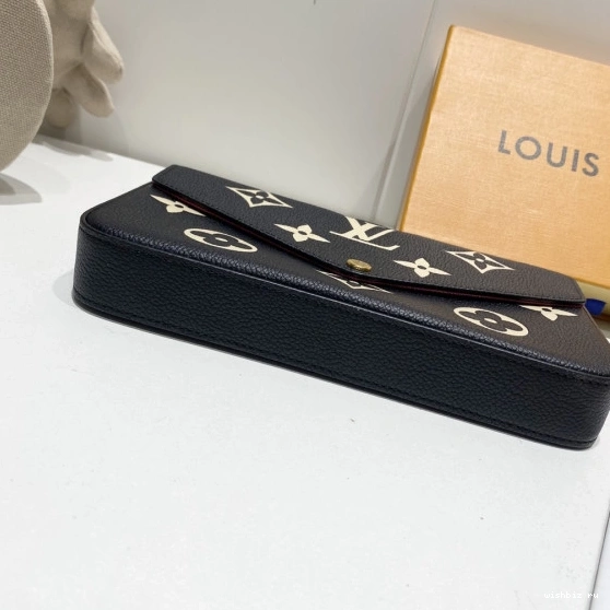 WIS VUITTON POCHETTE LOUIS FÉLICIE 0916